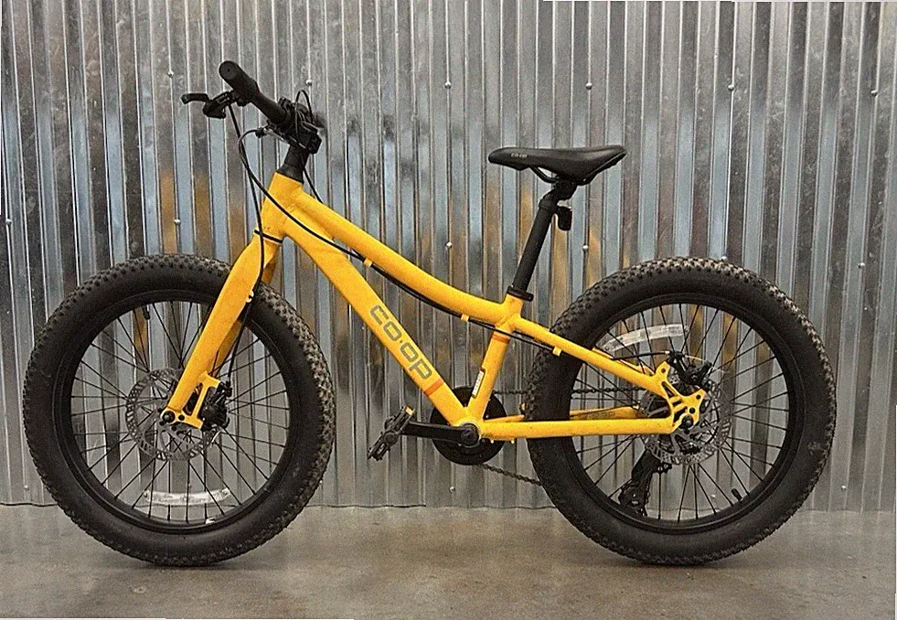 Co-op REV 20 6-Speed Kids Bike YELLOW 20" Aluminum, Mechanical Disc Brakes