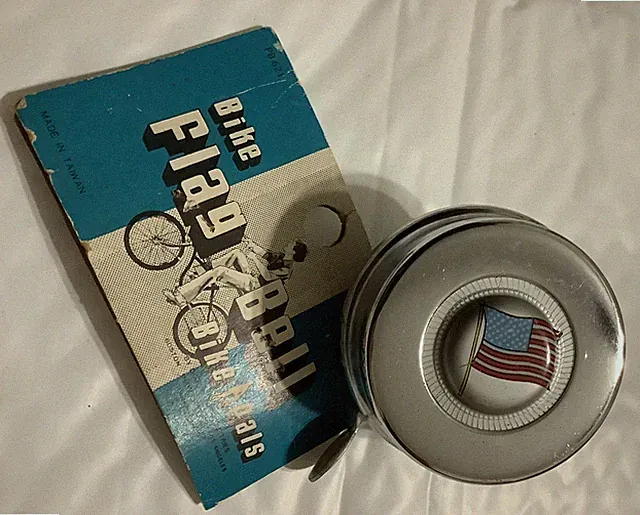 THE ORIGINAL VINTAGE BIKE FLAG BELL WITH THE METAL THUMB PADDLE