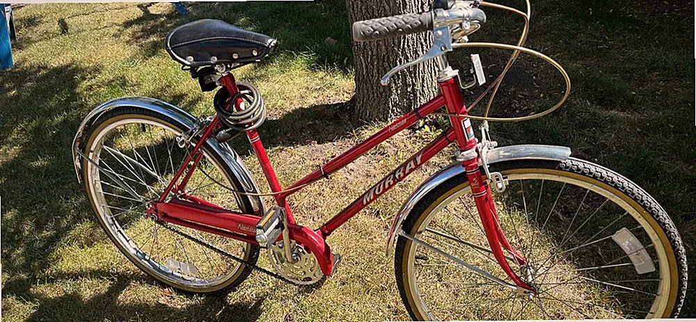 Vintage 3 Speed Bicycle, Cruiser Bike, Murray Nassau Touring Bike, Red 26” Tires